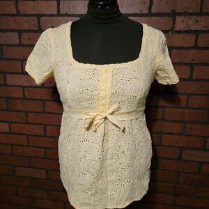 Carol Little Yellow Eyelet blouse - Size large. Pastel Yellow with Ribbon